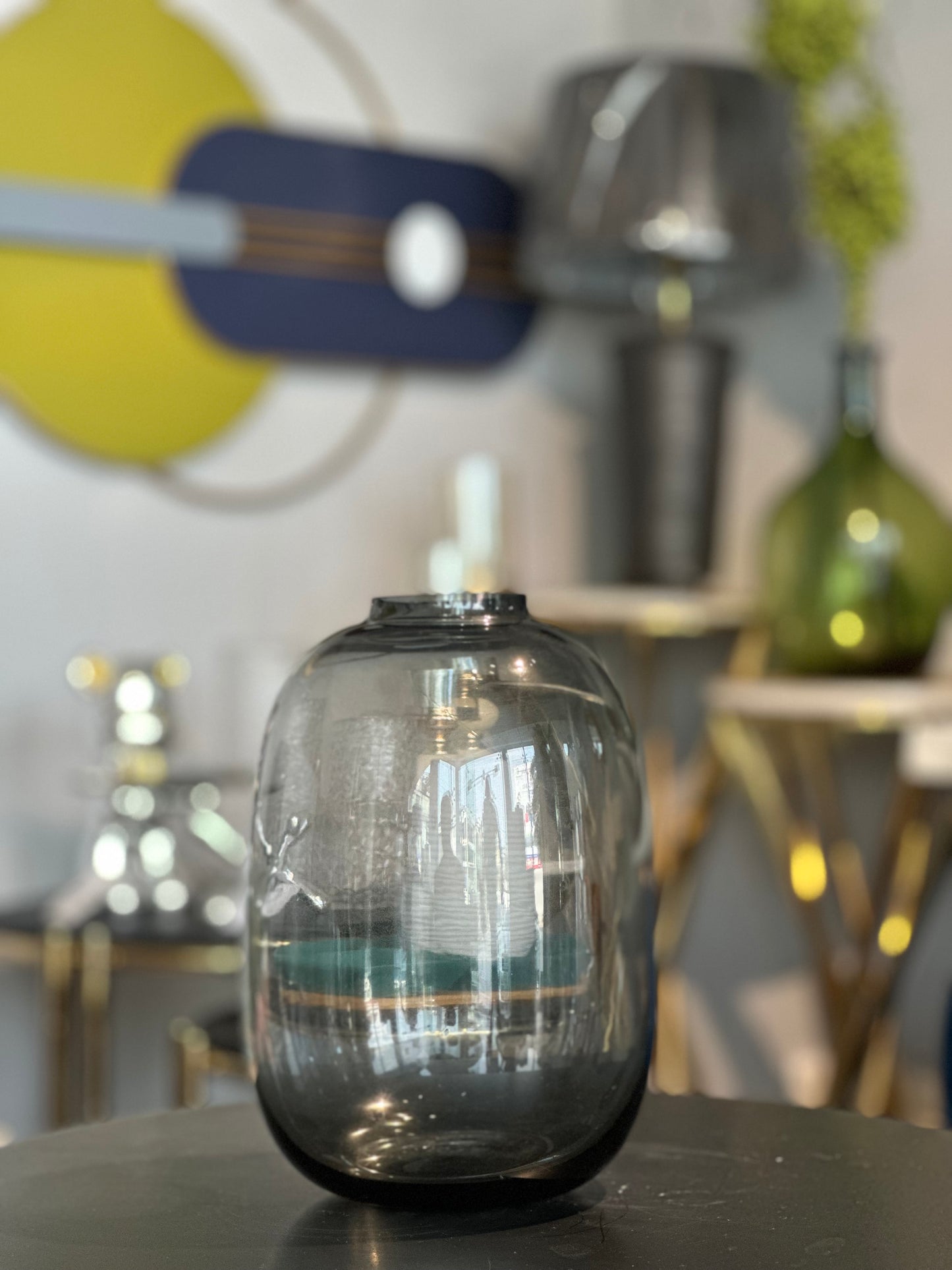Vase glass black