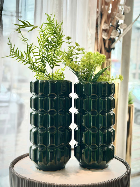 Midnight green textured vase set