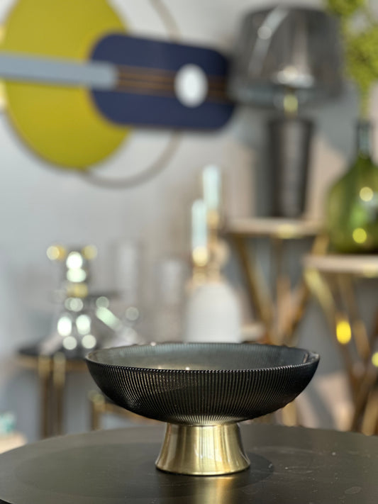 Black and gold glass bowl